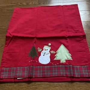 NWT Pottery Barn Kids Table Runner